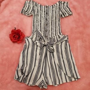 Tie waist striped romper